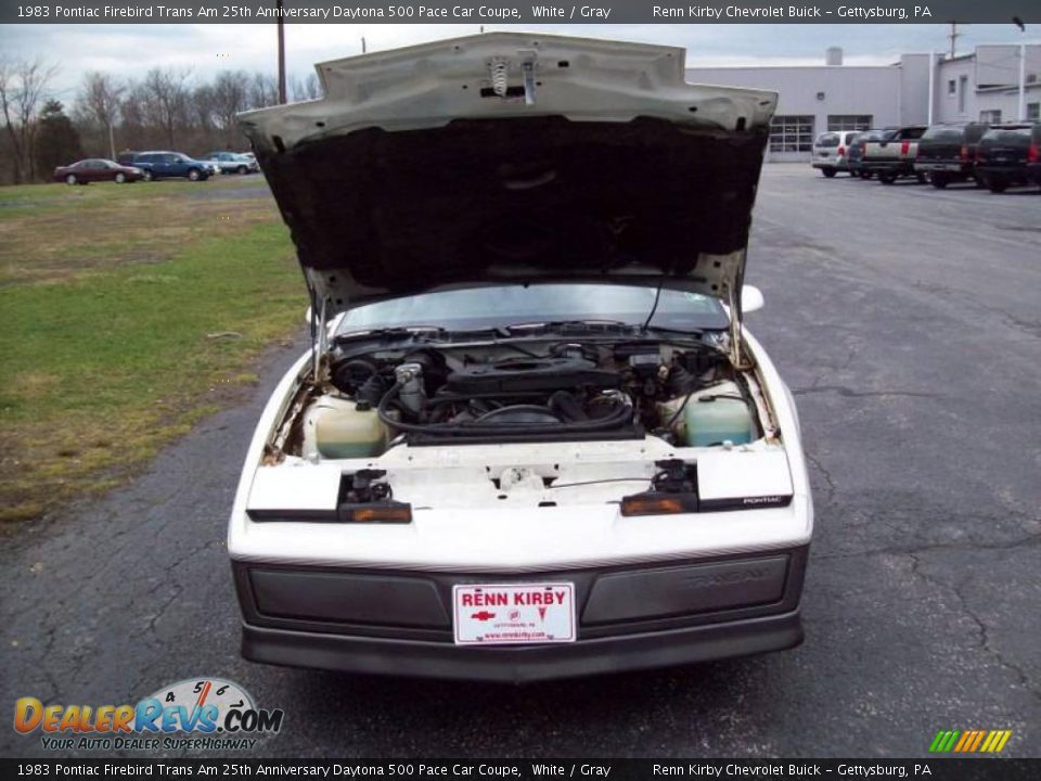 1983 Pontiac Firebird Trans Am 25th Anniversary Daytona 500 Pace Car Coupe White / Gray Photo #8