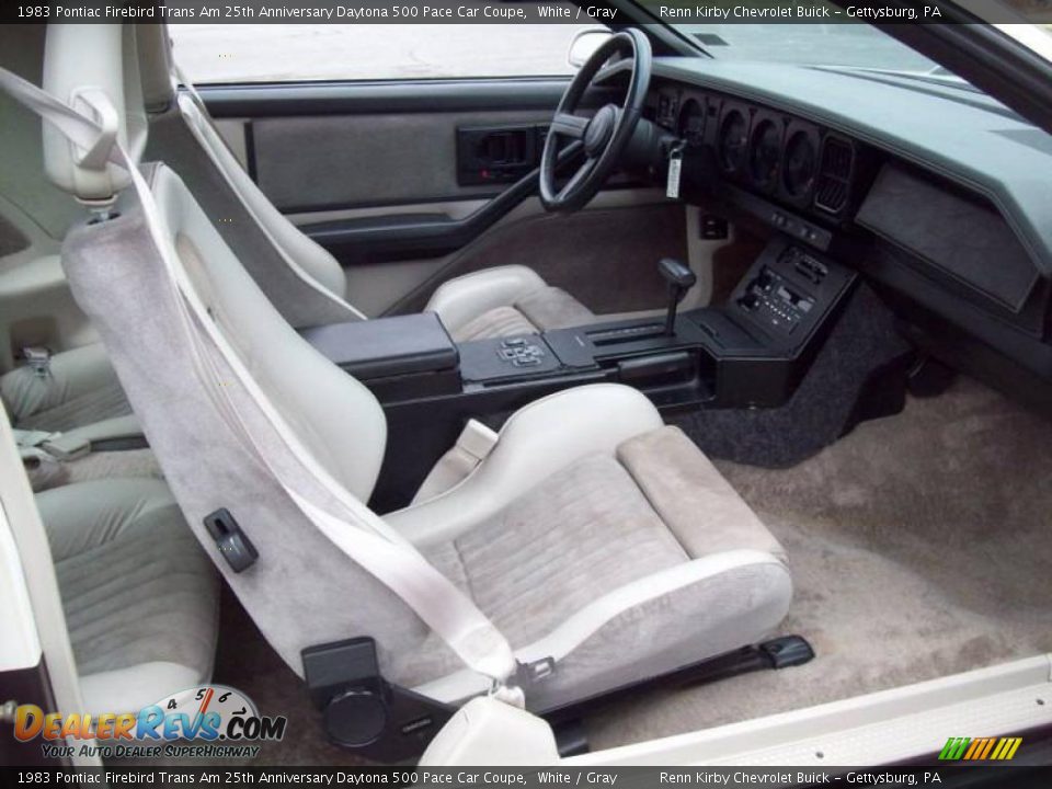 1983 Pontiac Firebird Trans Am 25th Anniversary Daytona 500 Pace Car Coupe White / Gray Photo #23