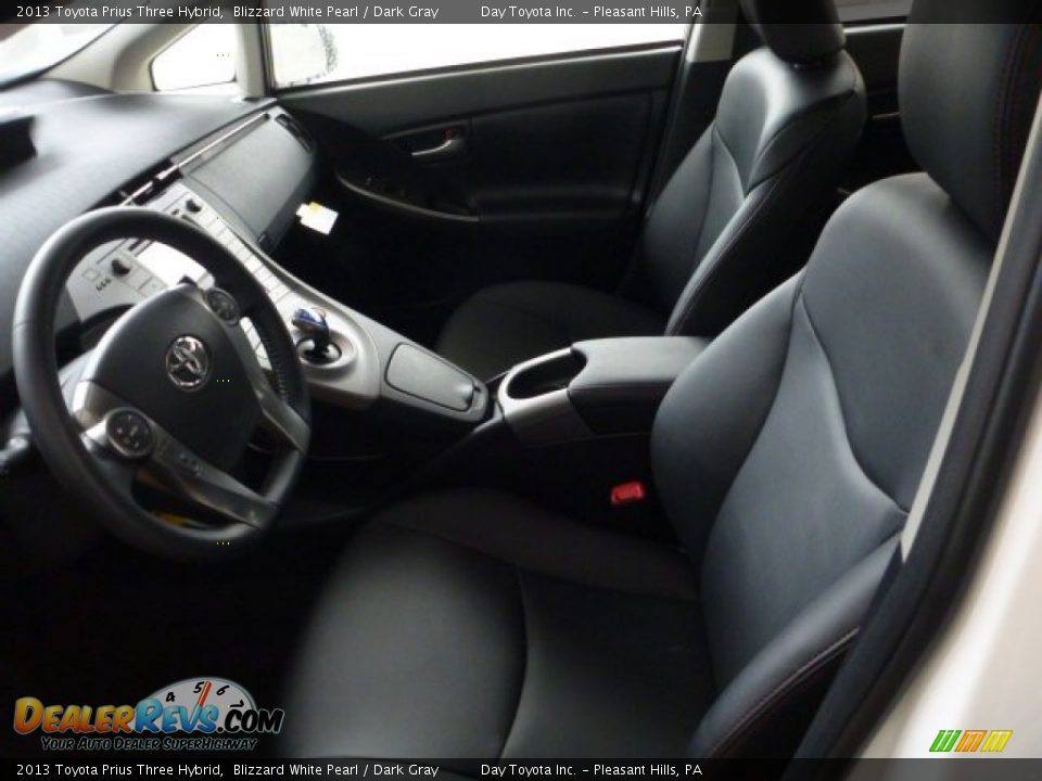 2013 Toyota Prius Three Hybrid Blizzard White Pearl / Dark Gray Photo #13