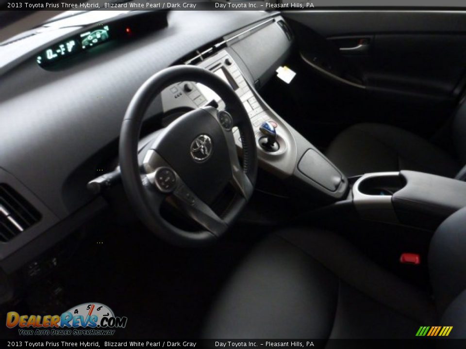 2013 Toyota Prius Three Hybrid Blizzard White Pearl / Dark Gray Photo #17