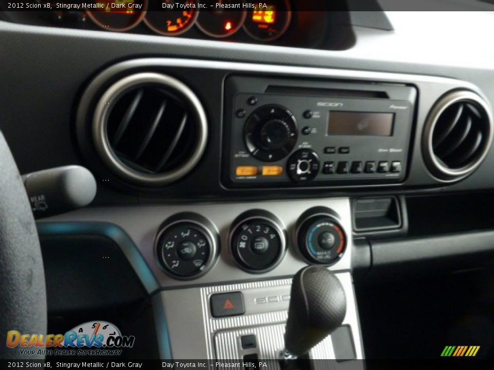 2012 Scion xB Stingray Metallic / Dark Gray Photo #18