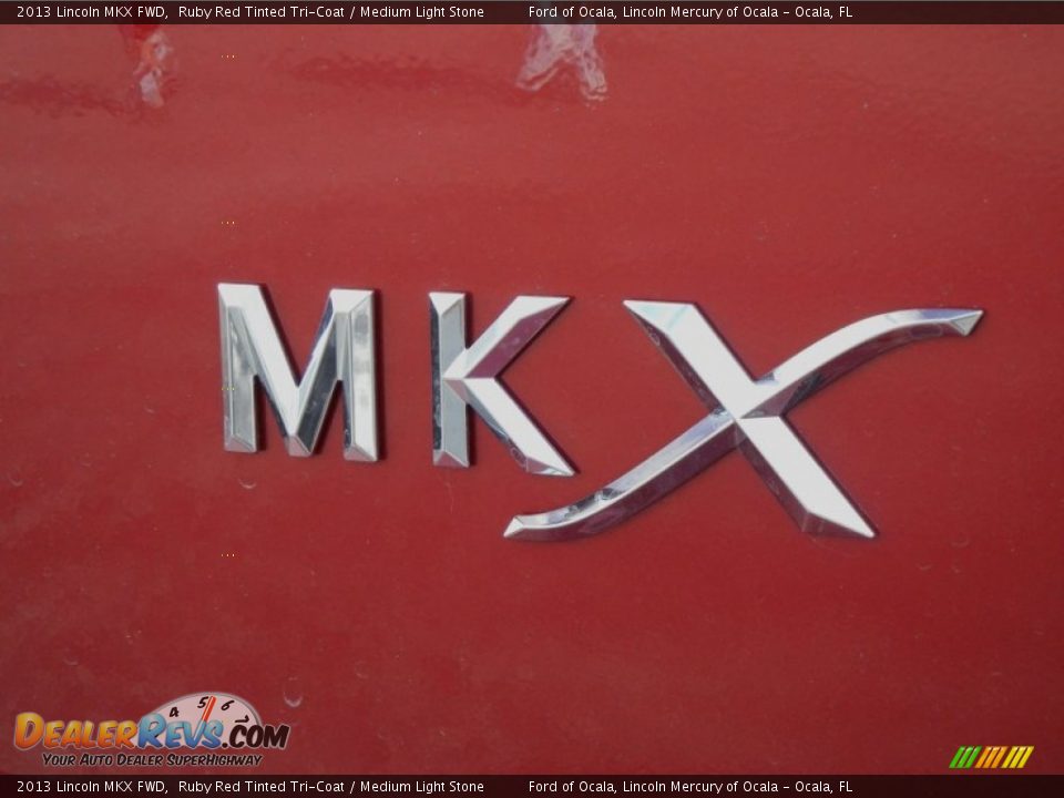 2013 Lincoln MKX FWD Ruby Red Tinted Tri-Coat / Medium Light Stone Photo #4