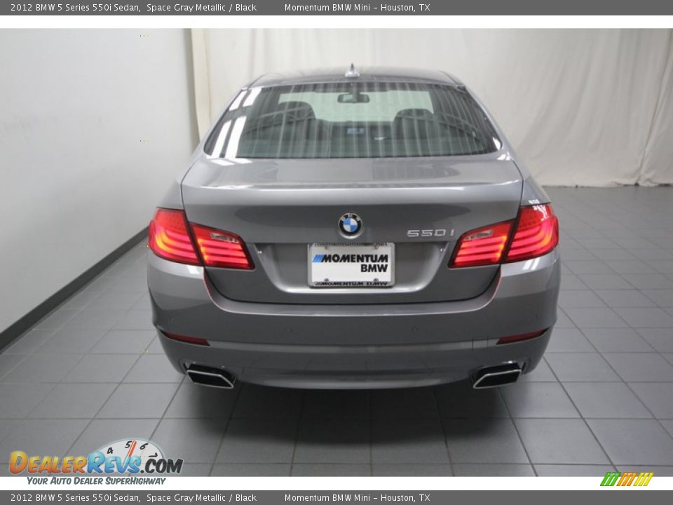 2012 BMW 5 Series 550i Sedan Space Gray Metallic / Black Photo #12