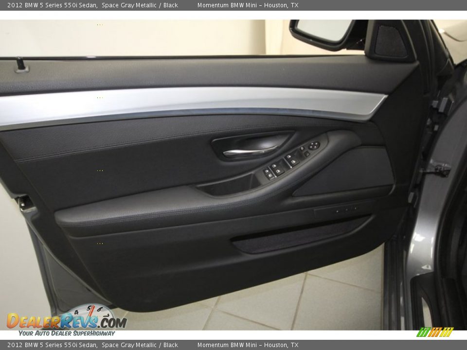 2012 BMW 5 Series 550i Sedan Space Gray Metallic / Black Photo #15