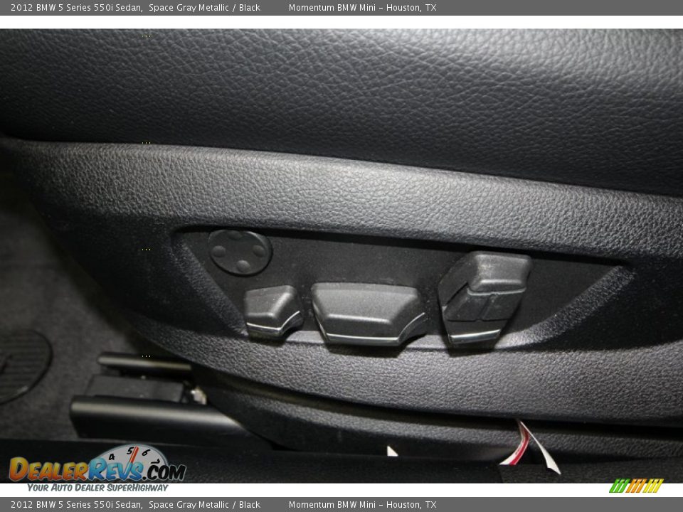 2012 BMW 5 Series 550i Sedan Space Gray Metallic / Black Photo #18