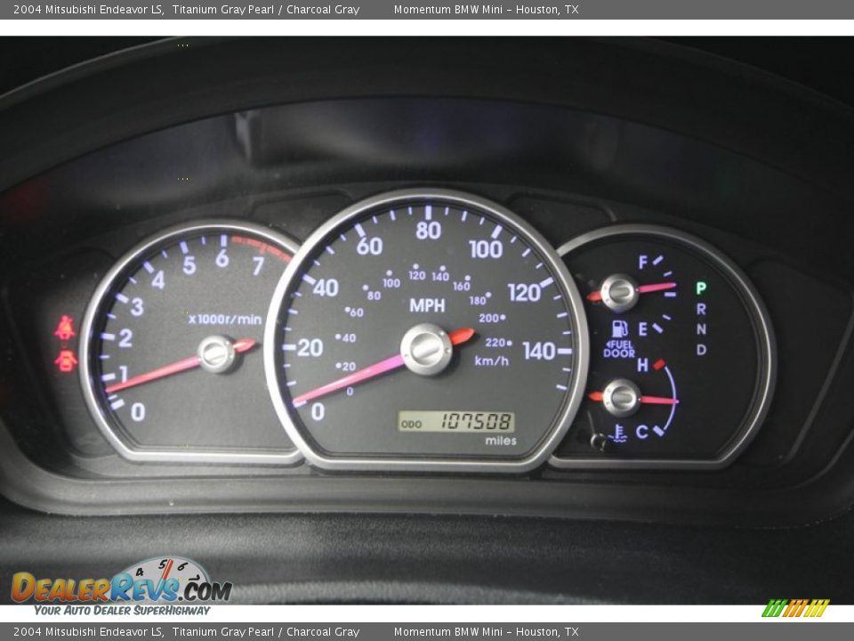 2004 Mitsubishi Endeavor LS Titanium Gray Pearl / Charcoal Gray Photo #23