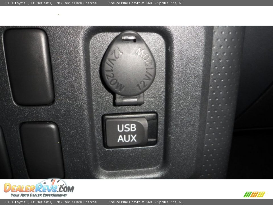 2011 Toyota FJ Cruiser 4WD Brick Red / Dark Charcoal Photo #11