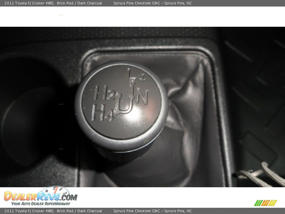2011 Toyota FJ Cruiser 4WD Brick Red / Dark Charcoal Photo #12