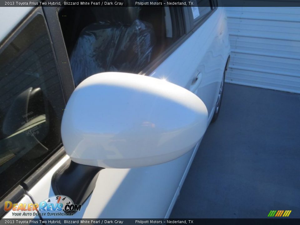 2013 Toyota Prius Two Hybrid Blizzard White Pearl / Dark Gray Photo #12