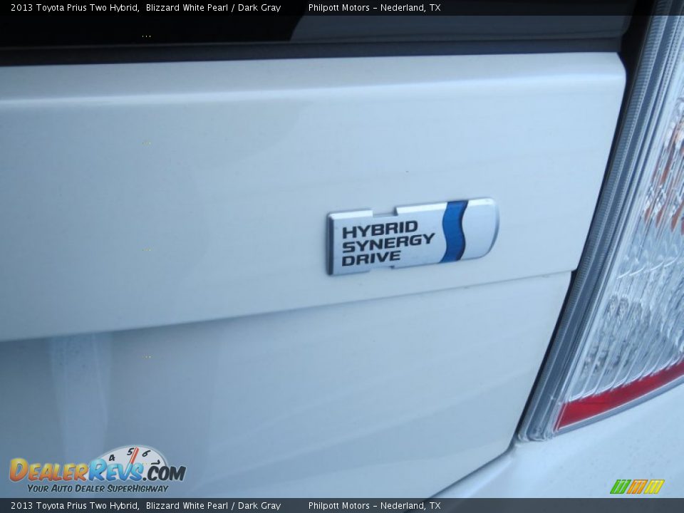 2013 Toyota Prius Two Hybrid Blizzard White Pearl / Dark Gray Photo #15