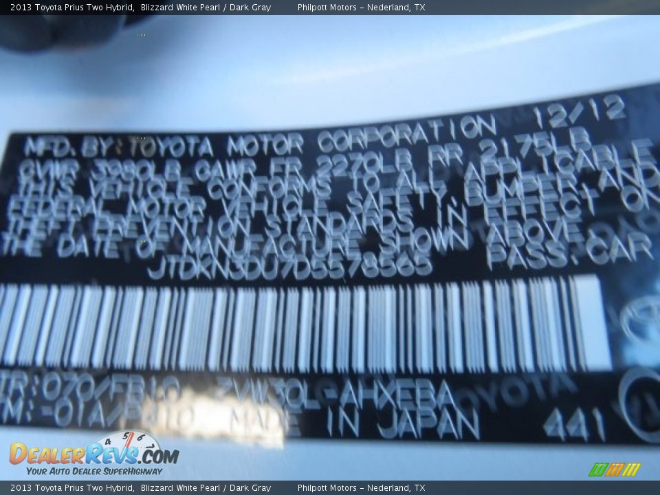 2013 Toyota Prius Two Hybrid Blizzard White Pearl / Dark Gray Photo #33