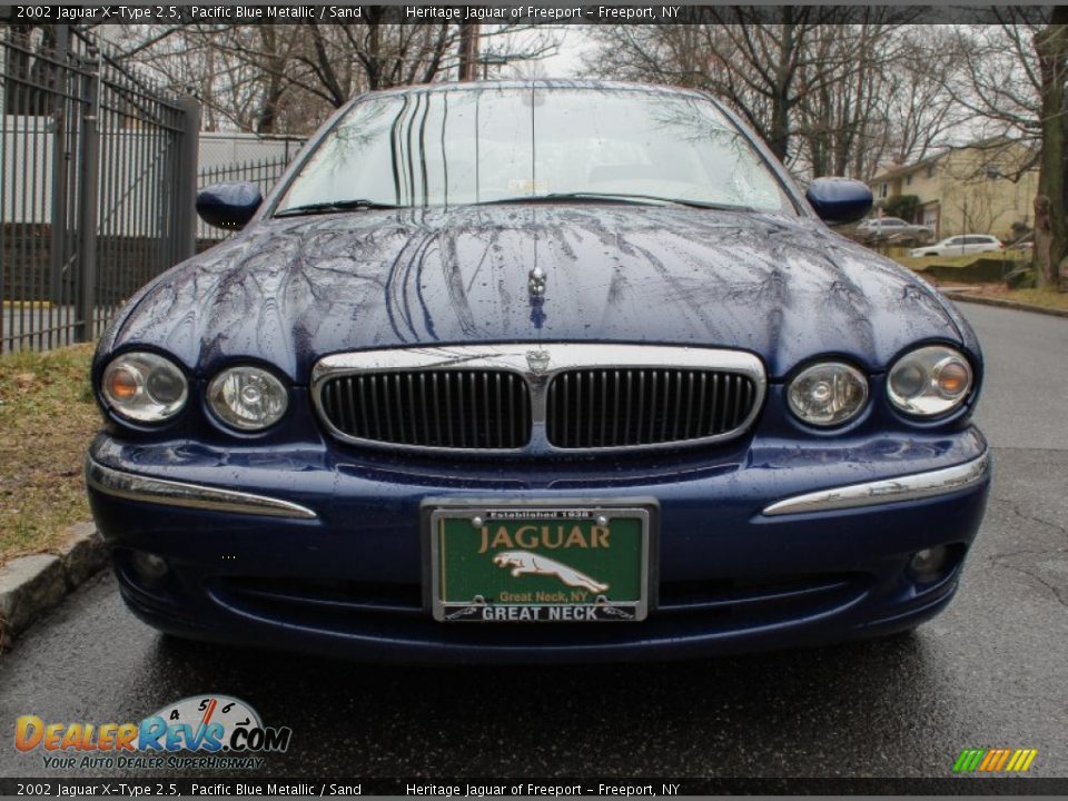 2002 Jaguar X-Type 2.5 Pacific Blue Metallic / Sand Photo #2