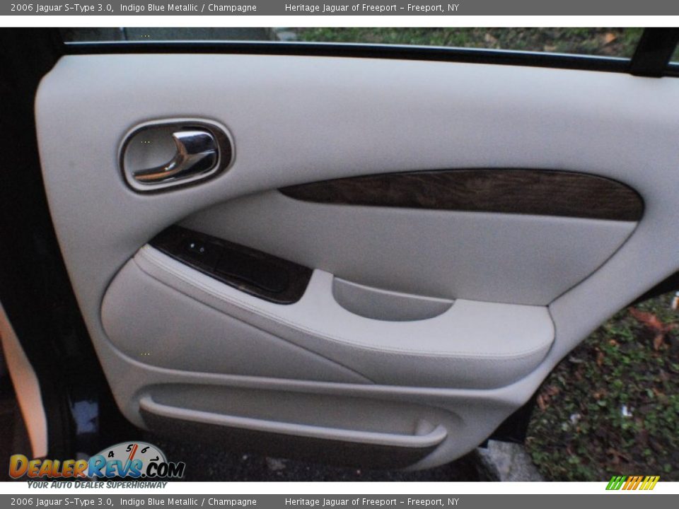 2006 Jaguar S-Type 3.0 Indigo Blue Metallic / Champagne Photo #12