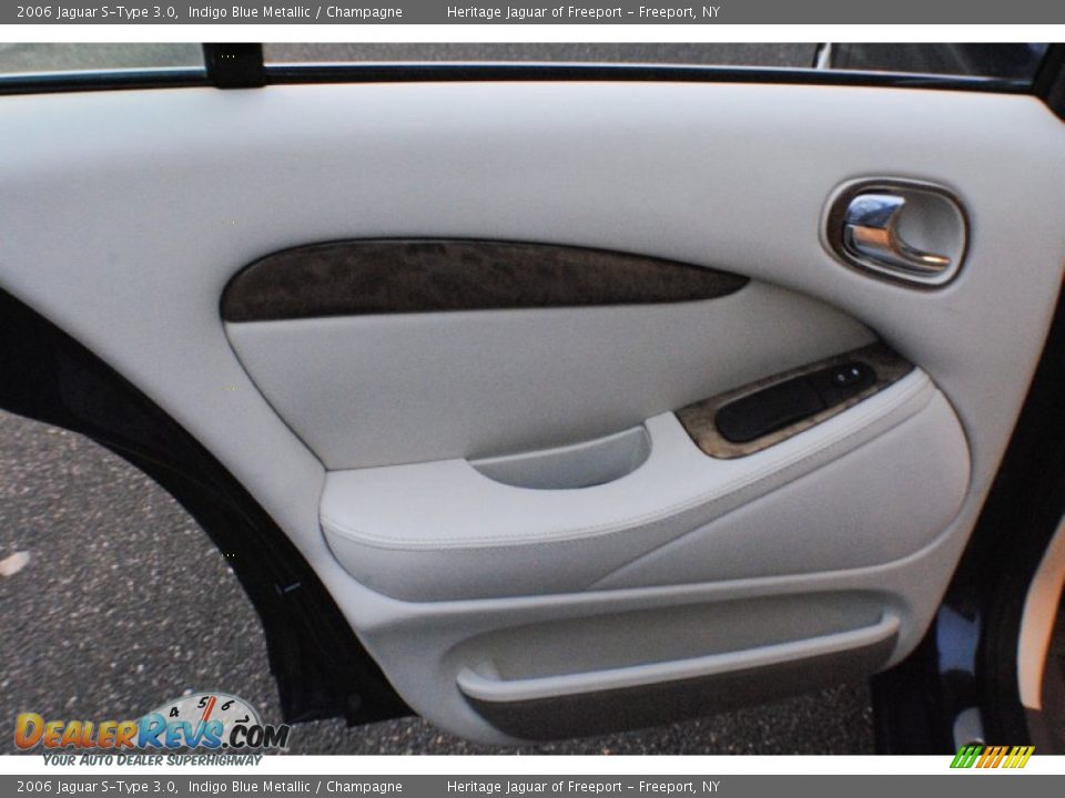 2006 Jaguar S-Type 3.0 Indigo Blue Metallic / Champagne Photo #16