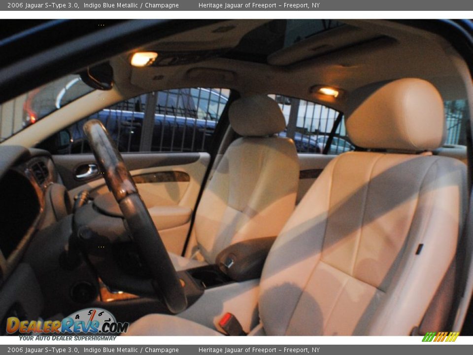 2006 Jaguar S-Type 3.0 Indigo Blue Metallic / Champagne Photo #21