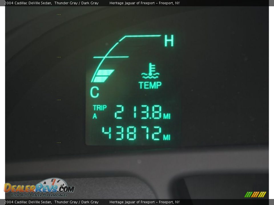 2004 Cadillac DeVille Sedan Thunder Gray / Dark Gray Photo #22