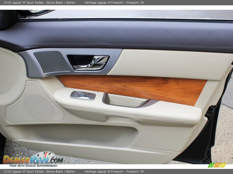 2010 Jaguar XF Sport Sedan Ebony Black / Barley Photo #9