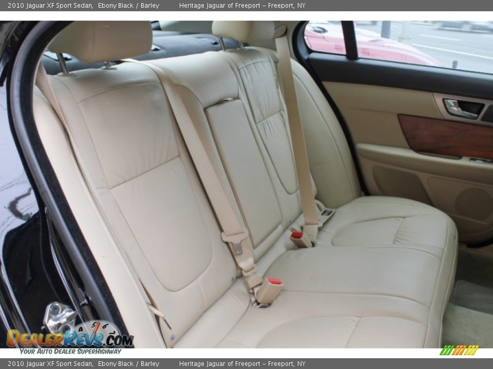 2010 Jaguar XF Sport Sedan Ebony Black / Barley Photo #13