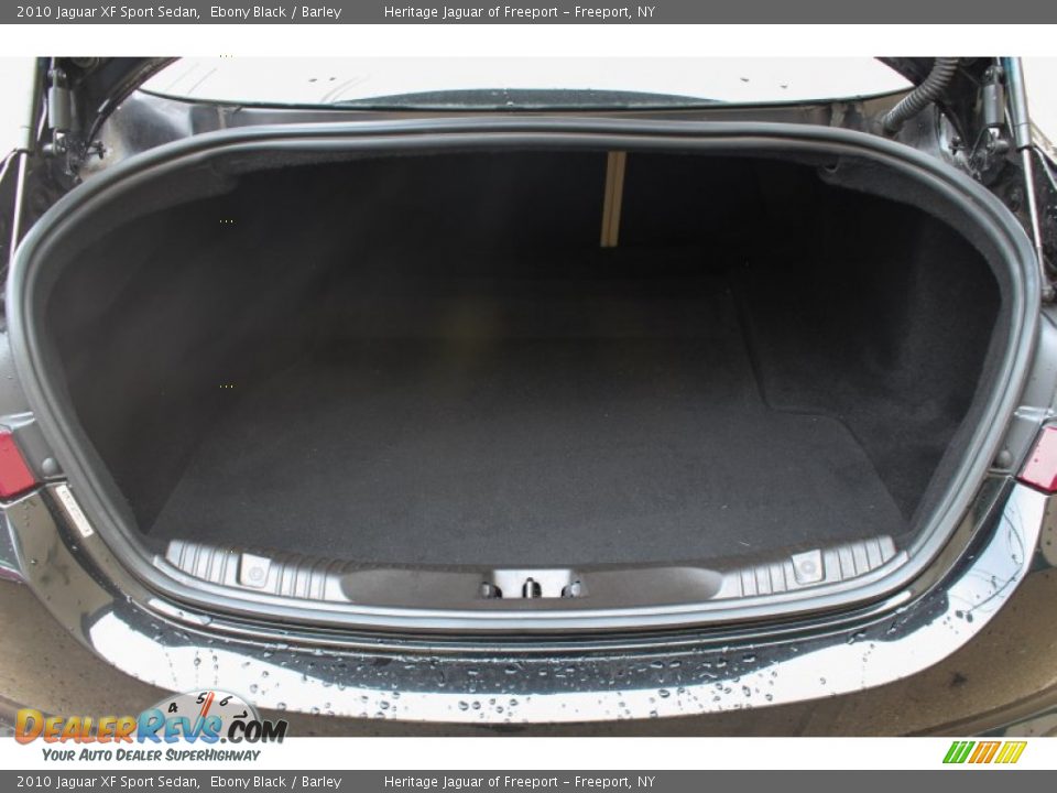 2010 Jaguar XF Sport Sedan Ebony Black / Barley Photo #15