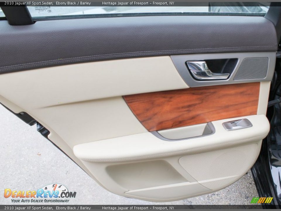 2010 Jaguar XF Sport Sedan Ebony Black / Barley Photo #16
