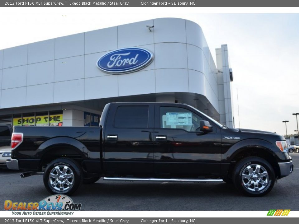 2013 Ford F150 XLT SuperCrew Tuxedo Black Metallic / Steel Gray Photo #2