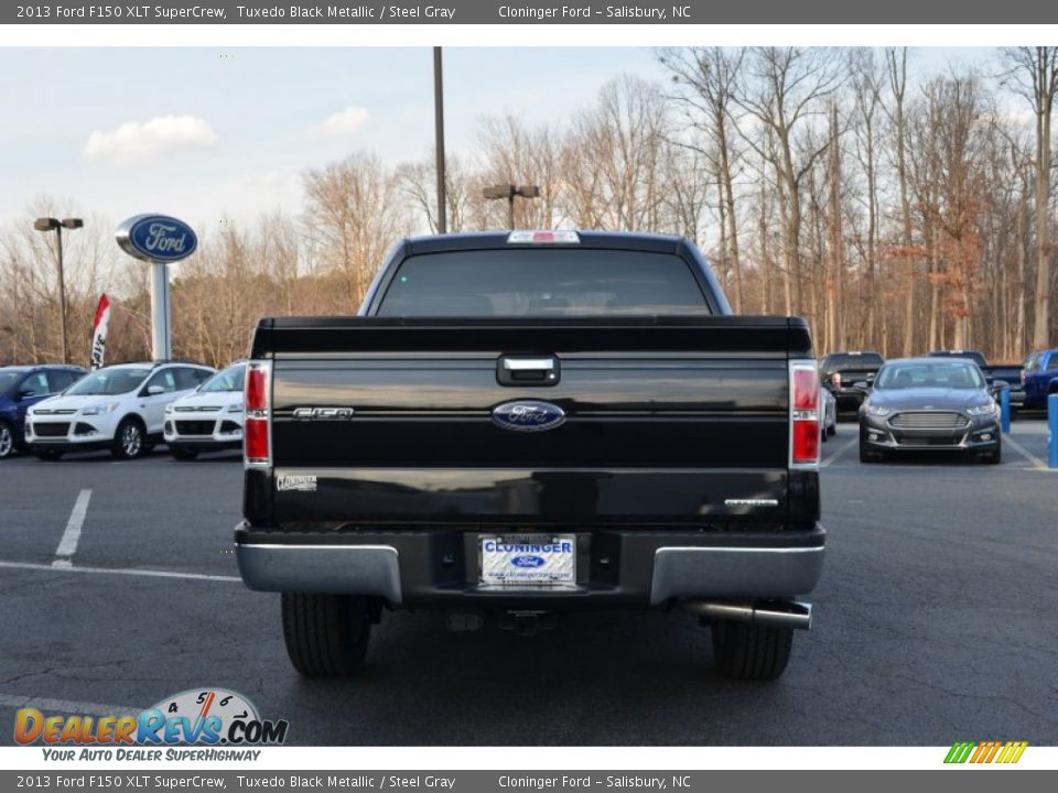 2013 Ford F150 XLT SuperCrew Tuxedo Black Metallic / Steel Gray Photo #4