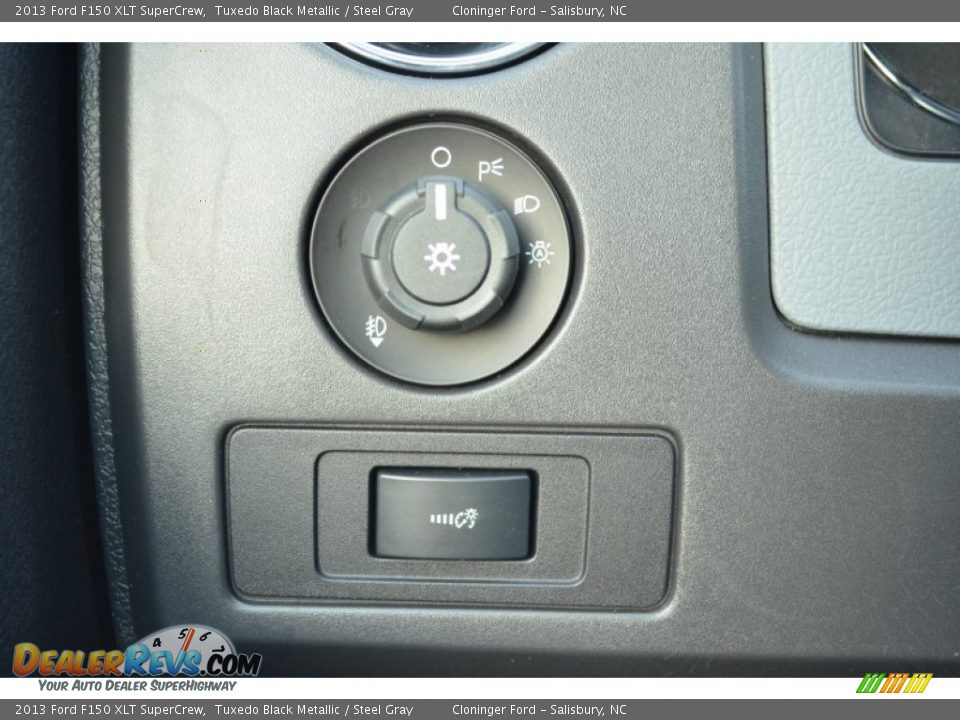 2013 Ford F150 XLT SuperCrew Tuxedo Black Metallic / Steel Gray Photo #28