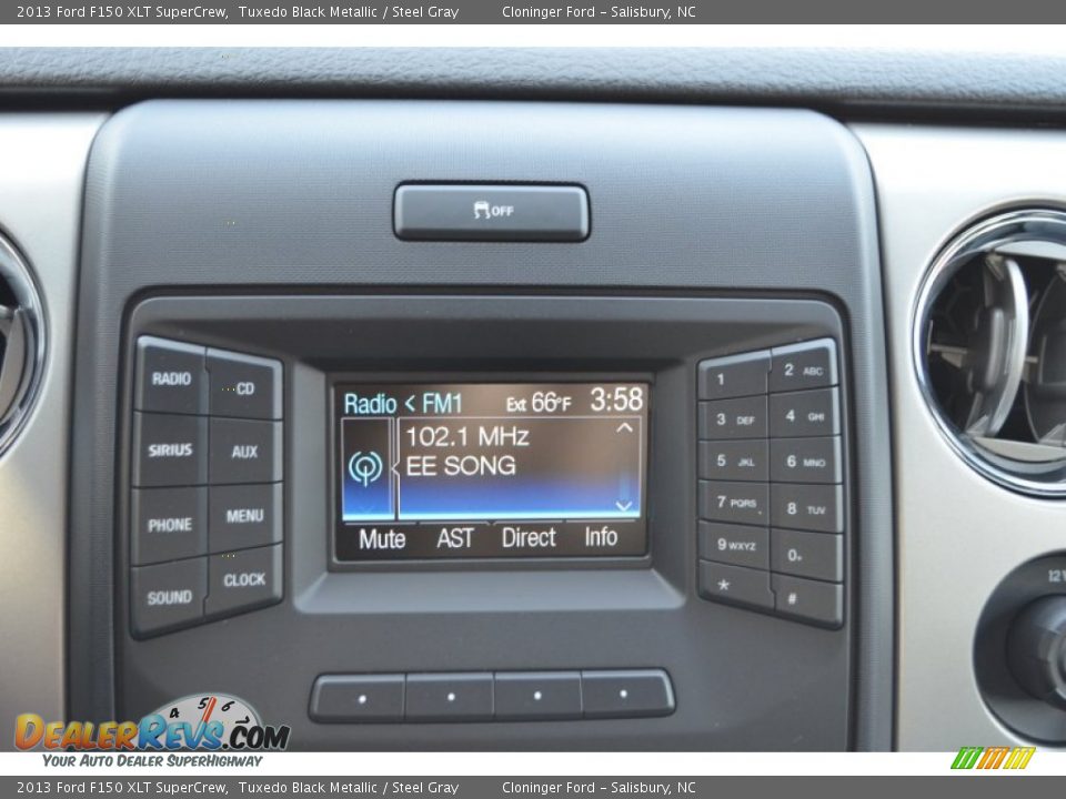 2013 Ford F150 XLT SuperCrew Tuxedo Black Metallic / Steel Gray Photo #34