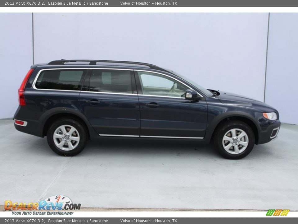 Caspian Blue Metallic 2013 Volvo XC70 3.2 Photo #9