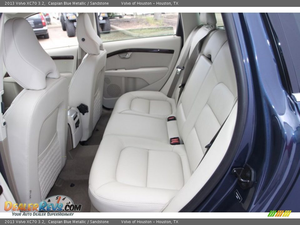 Rear Seat of 2013 Volvo XC70 3.2 Photo #14