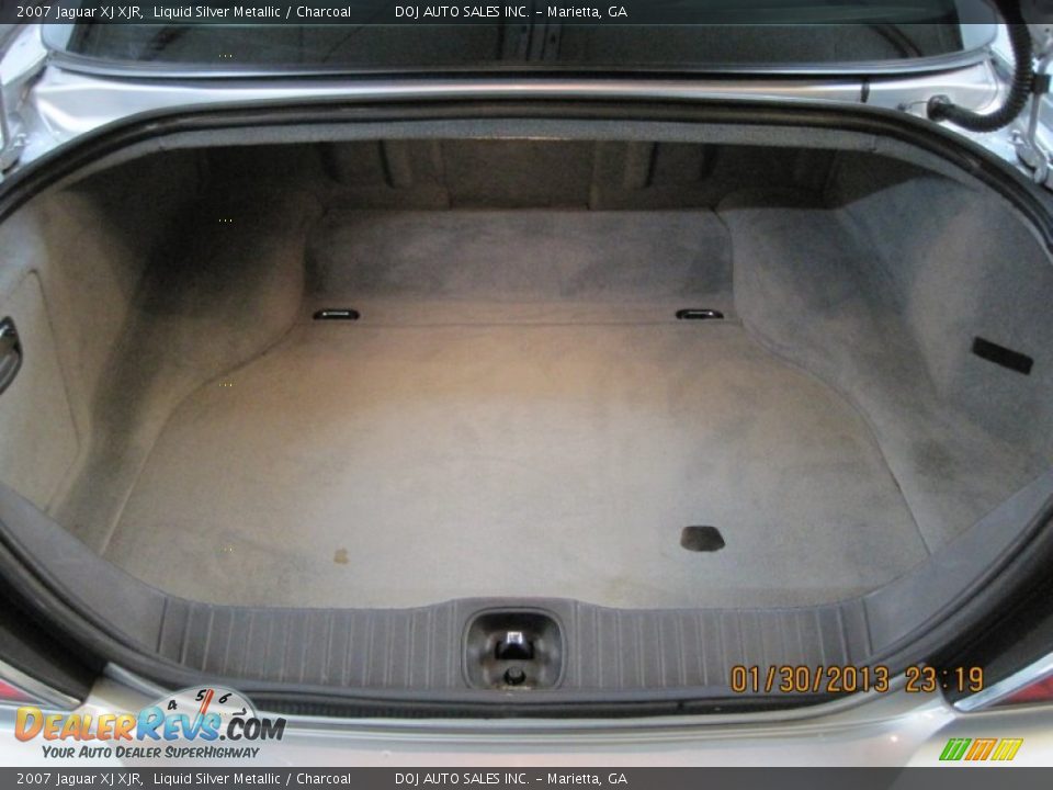 2007 Jaguar XJ XJR Liquid Silver Metallic / Charcoal Photo #26