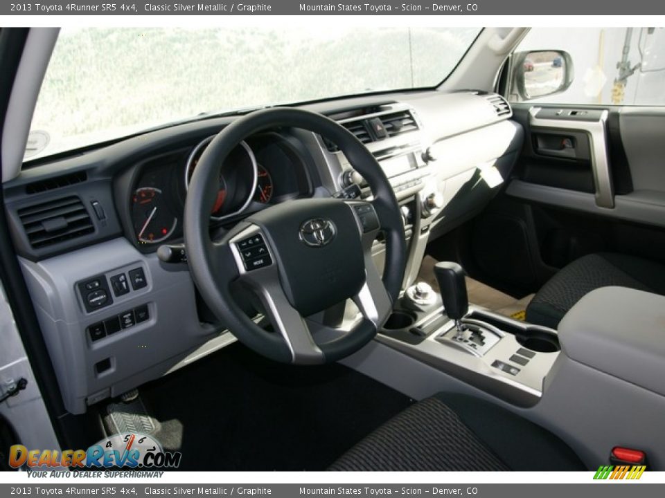2013 Toyota 4Runner SR5 4x4 Classic Silver Metallic / Graphite Photo #5