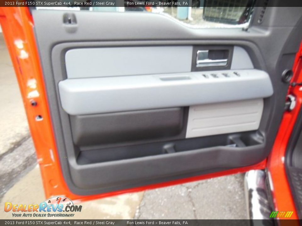 2013 Ford F150 STX SuperCab 4x4 Race Red / Steel Gray Photo #12