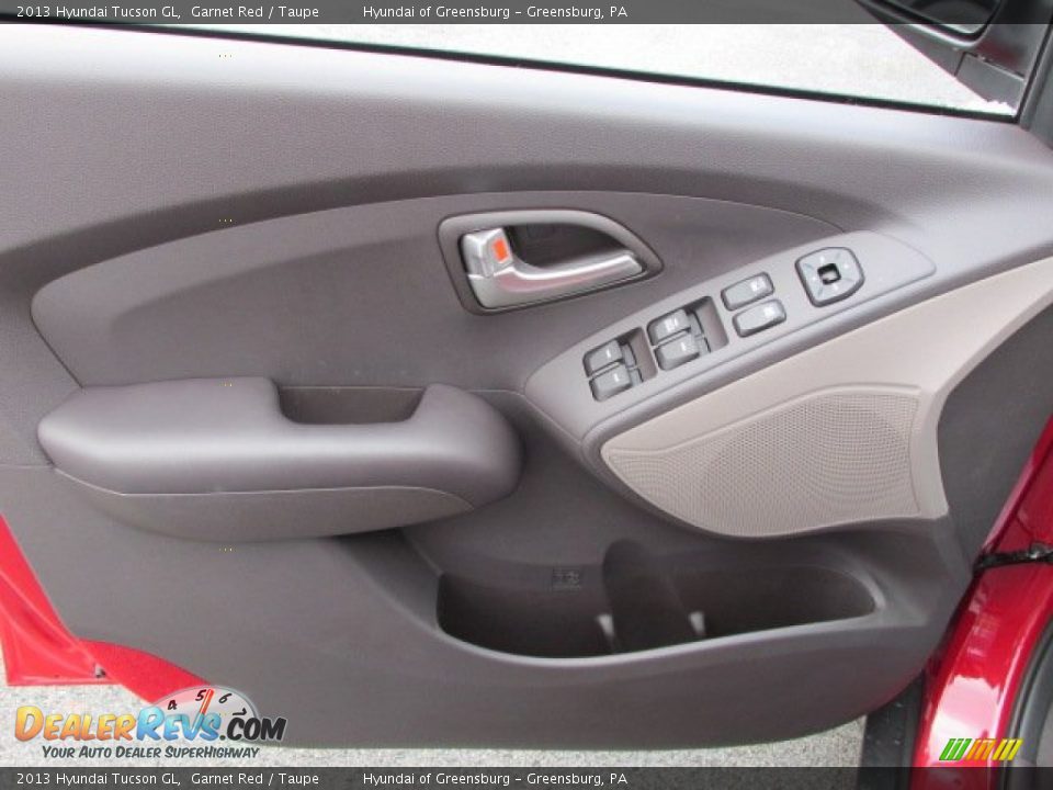 2013 Hyundai Tucson GL Garnet Red / Taupe Photo #5
