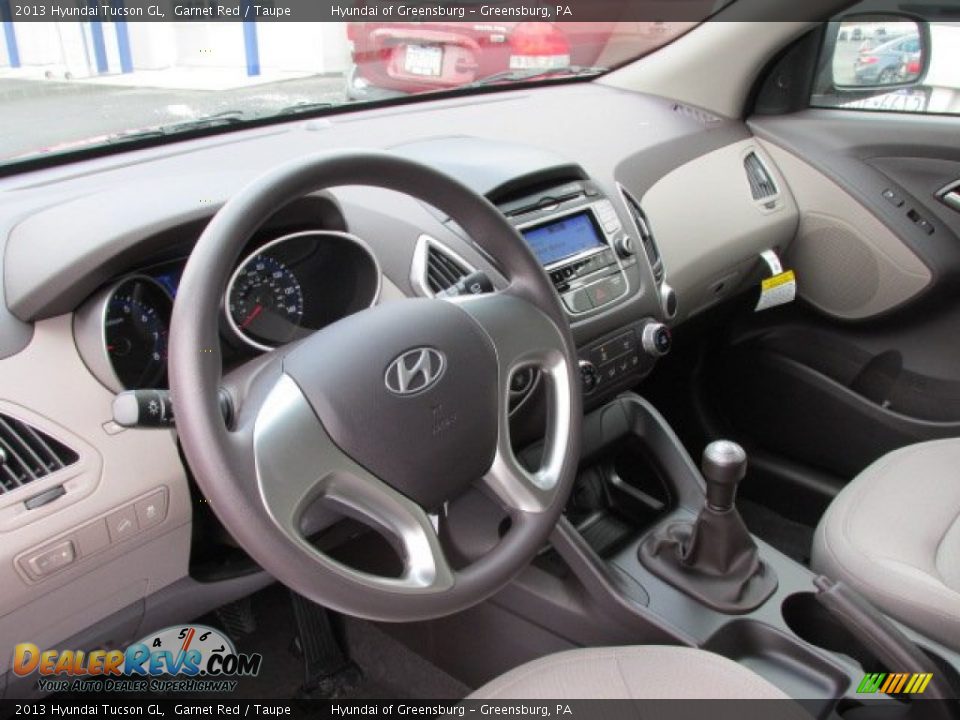 Taupe Interior - 2013 Hyundai Tucson GL Photo #6