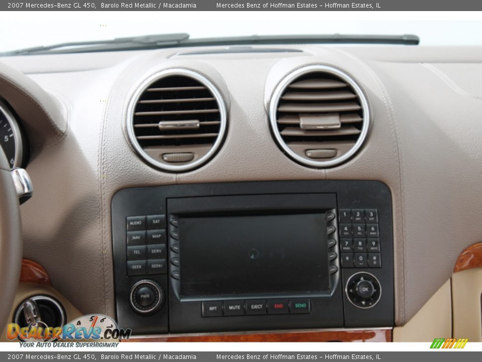 Controls of 2007 Mercedes-Benz GL 450 Photo #10