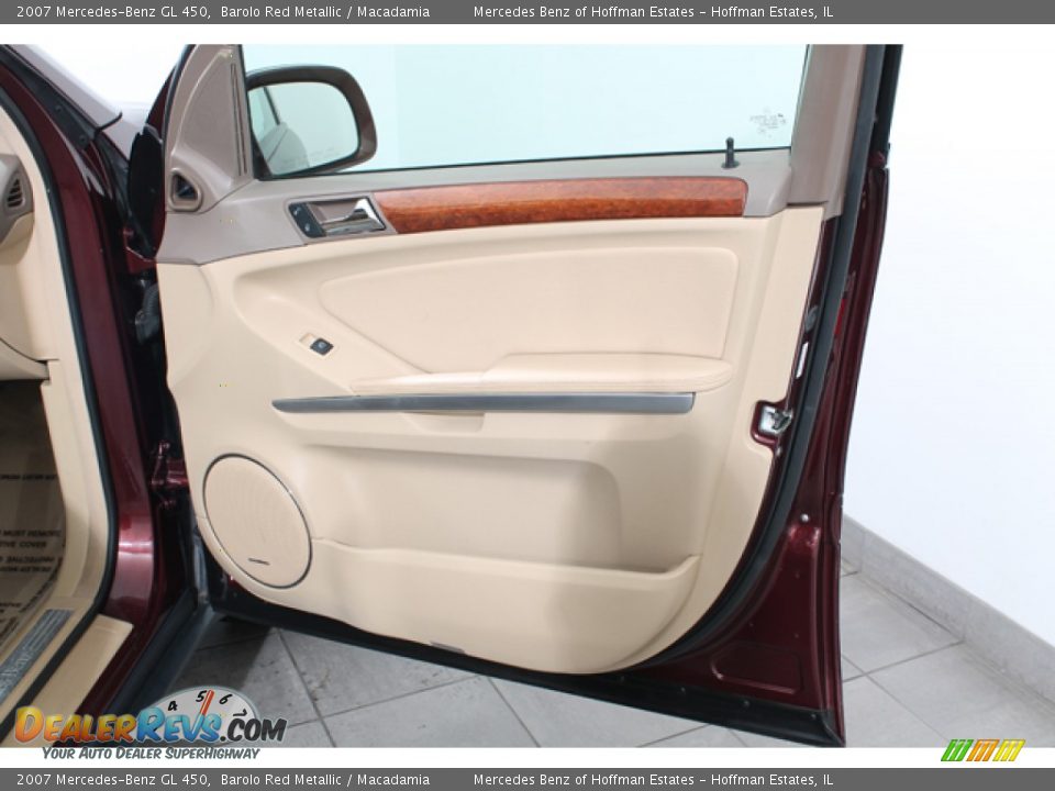 Door Panel of 2007 Mercedes-Benz GL 450 Photo #12