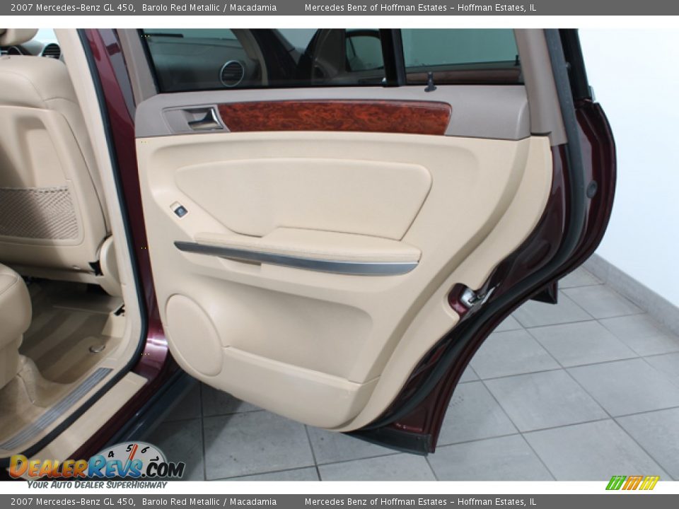 Door Panel of 2007 Mercedes-Benz GL 450 Photo #13