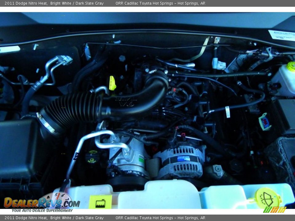 2011 Dodge Nitro Heat Bright White / Dark Slate Gray Photo #17