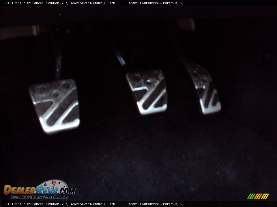 2011 Mitsubishi Lancer Evolution GSR Apex Silver Metallic / Black Photo #24