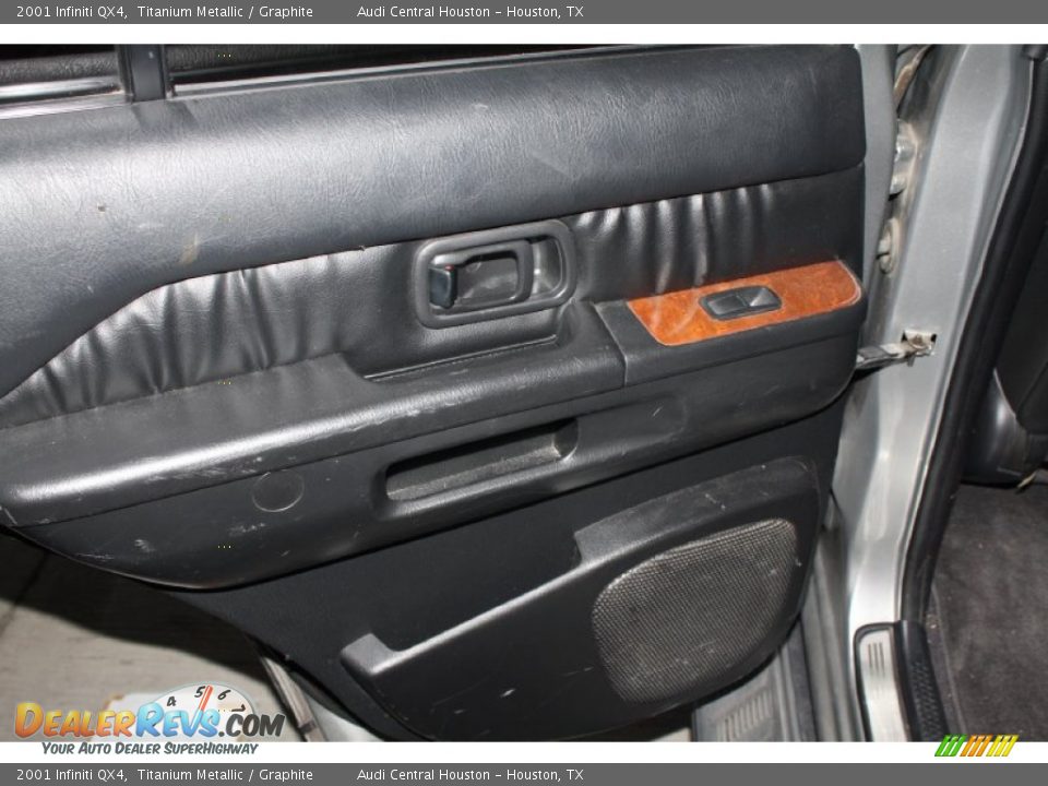 2001 Infiniti QX4 Titanium Metallic / Graphite Photo #22