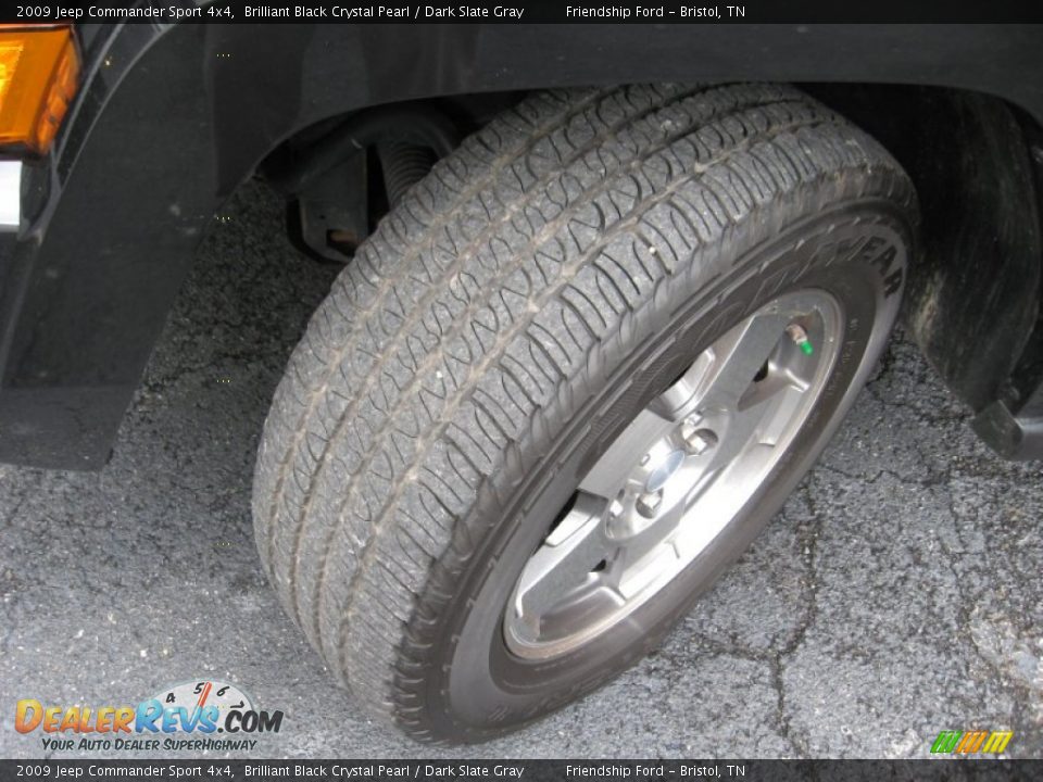 2009 Jeep Commander Sport 4x4 Brilliant Black Crystal Pearl / Dark Slate Gray Photo #12