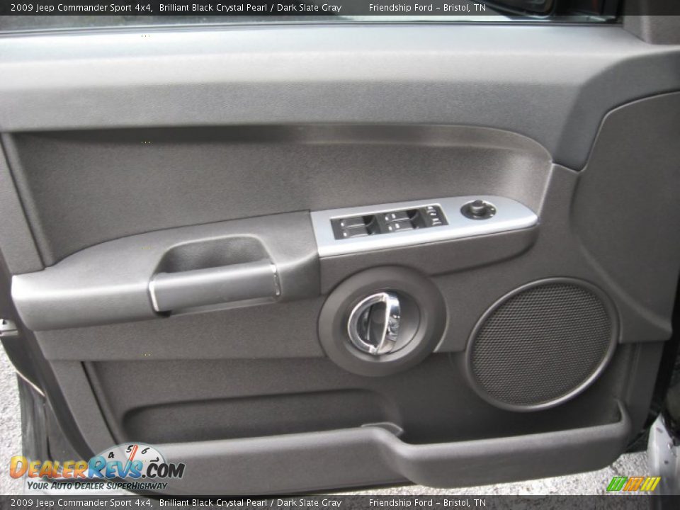 2009 Jeep Commander Sport 4x4 Brilliant Black Crystal Pearl / Dark Slate Gray Photo #19
