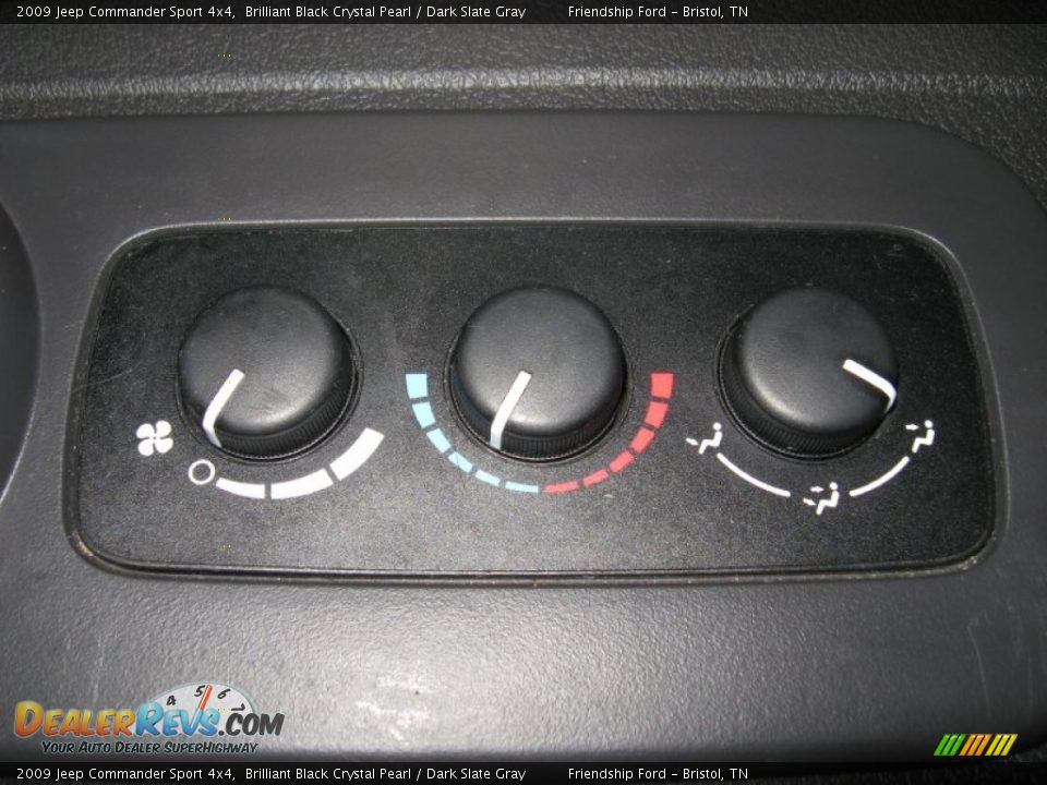 2009 Jeep Commander Sport 4x4 Brilliant Black Crystal Pearl / Dark Slate Gray Photo #24
