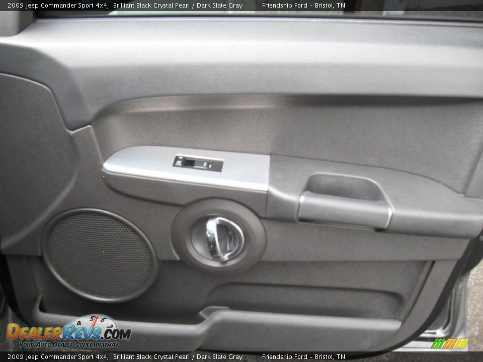 2009 Jeep Commander Sport 4x4 Brilliant Black Crystal Pearl / Dark Slate Gray Photo #27