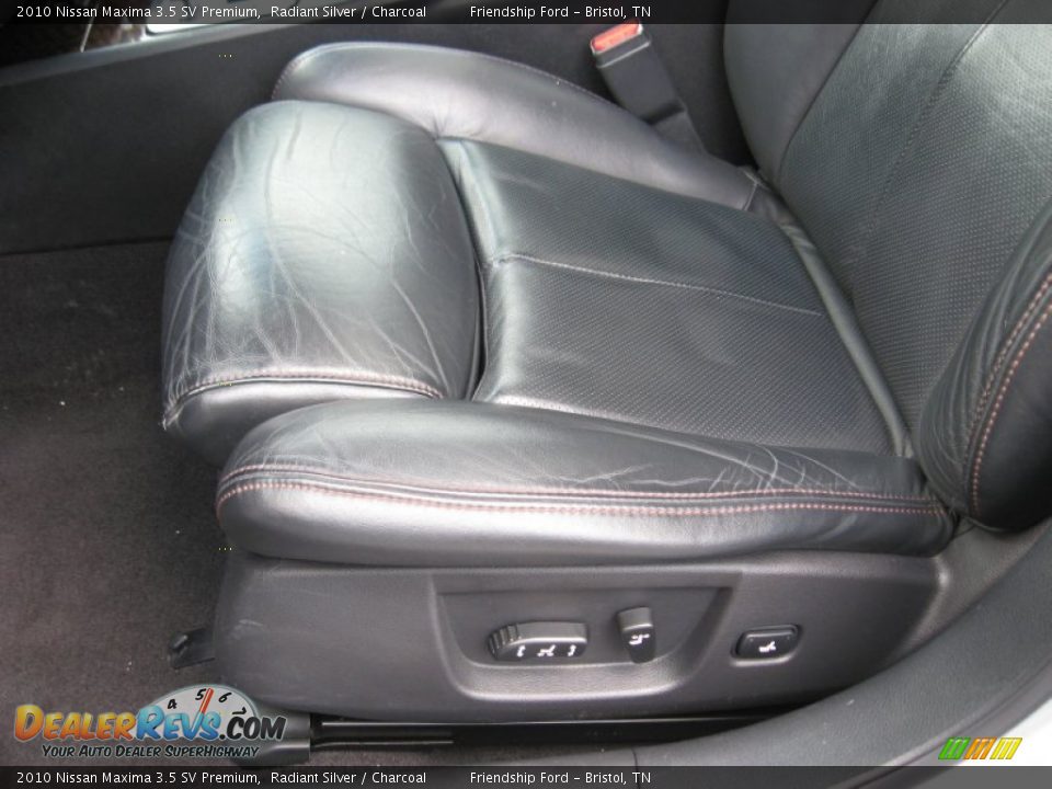 2010 Nissan Maxima 3.5 SV Premium Radiant Silver / Charcoal Photo #17