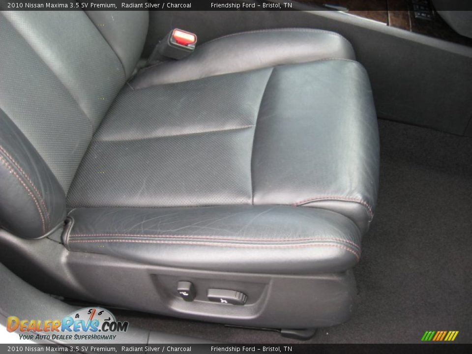 2010 Nissan Maxima 3.5 SV Premium Radiant Silver / Charcoal Photo #23