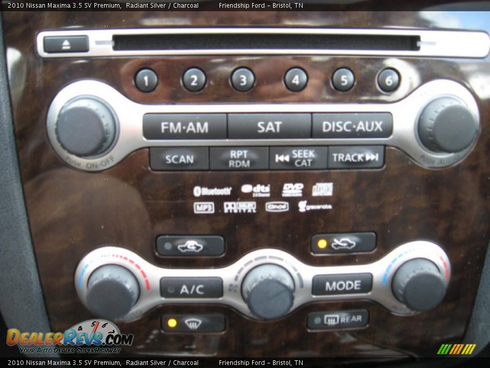 2010 Nissan Maxima 3.5 SV Premium Radiant Silver / Charcoal Photo #29