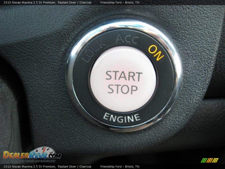 2010 Nissan Maxima 3.5 SV Premium Radiant Silver / Charcoal Photo #33