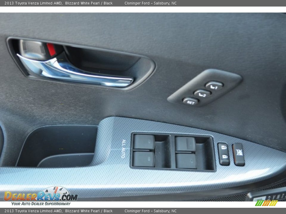 2013 Toyota Venza Limited AWD Blizzard White Pearl / Black Photo #9